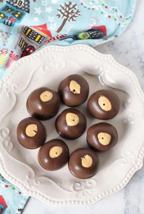 Easy 4 Ingredient Buckeyes Peanut Butter Balls Recipe