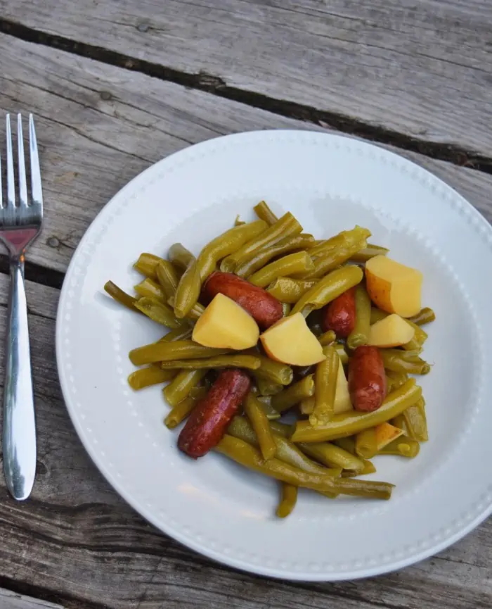 Garden fresh green beans and potatoes with sausages - recipe from MamaBuzz