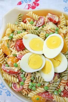 30 Minute Pasta Salad with Cucumbers and Tomatoes