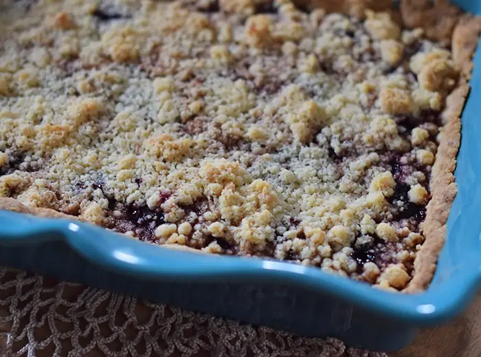 Need a simple dessert recipe? How to make a simple yet scrumptious dark cherry cobbler (or any fruit cobbler, for that matter) with a recipe that’s simple and easy to follow. Prep in 20 minutes, bake, and serve with a scoop of vanilla ice cream. Yum!