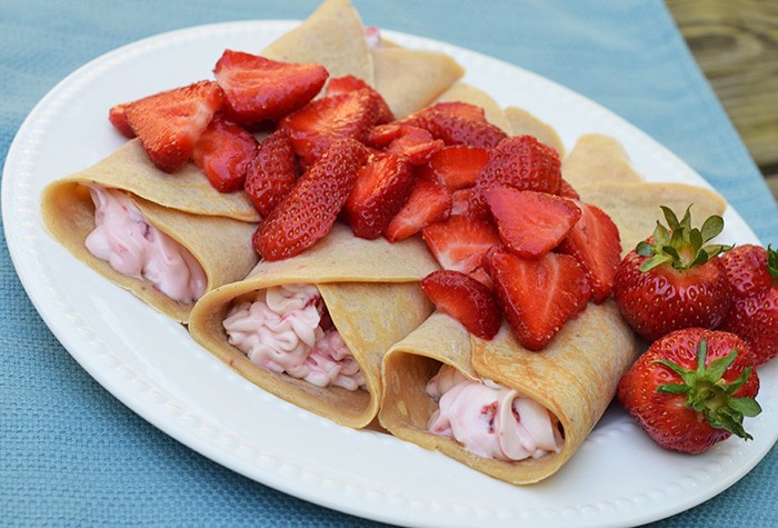 Homemade Sweet and Savory Strawberries and Cream Oatmeal Crepes, made with Gerber Oatmeal, are so simple and easy to make, scrumptious too! Print the recipe for this breakfast and brunch favorite.
