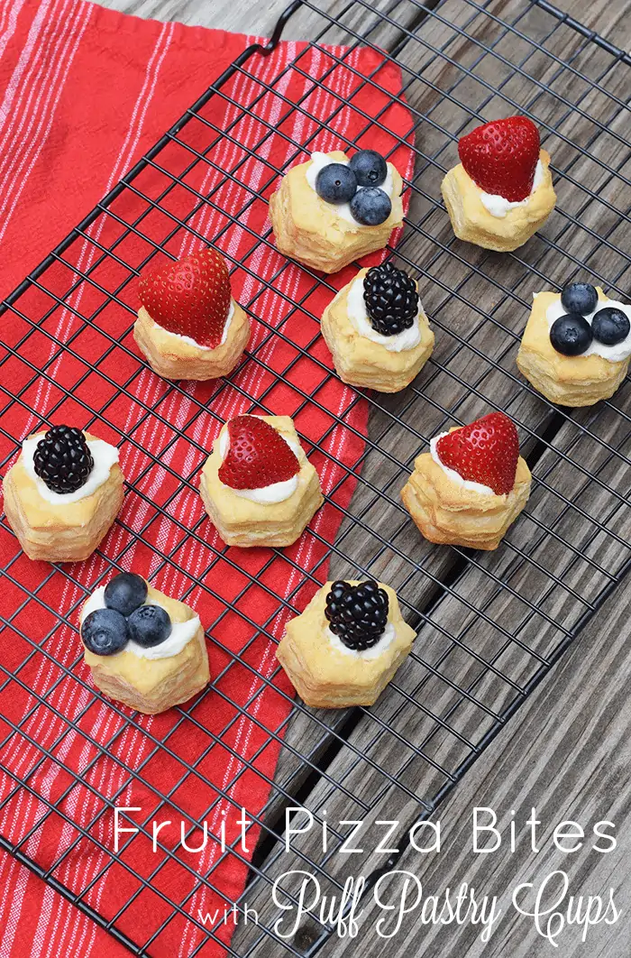 Fruit Pizza is one of my family’s favorite desserts. Fruit Pizza Bites, made with strawberries, blueberries, and blackberries, is a spin-off made with Puff Pastry Cups, and it’s so kid-friendly to make, perfect for summer. Grab the printable recipe!