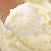 How to make the best Creamy Mashed Potatoes ever! Made with yellow potatoes, cream, and butter, they’ve got the best flavor and make the perfect side dish, whether you’re cooking dinner for your family or a special occasion.