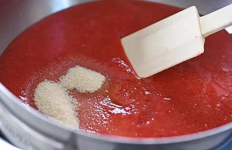 how to make strawberry sauce using simple ingredients, including pure cane sugar