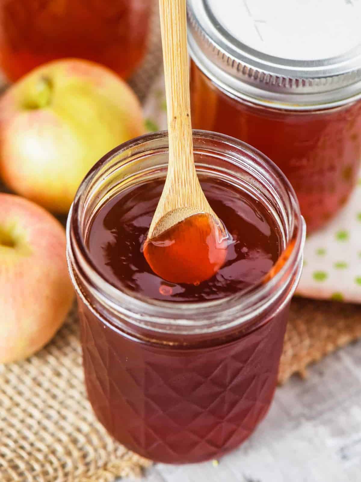 Homemade Apple Jelly without Pectin - Adventures of Mel