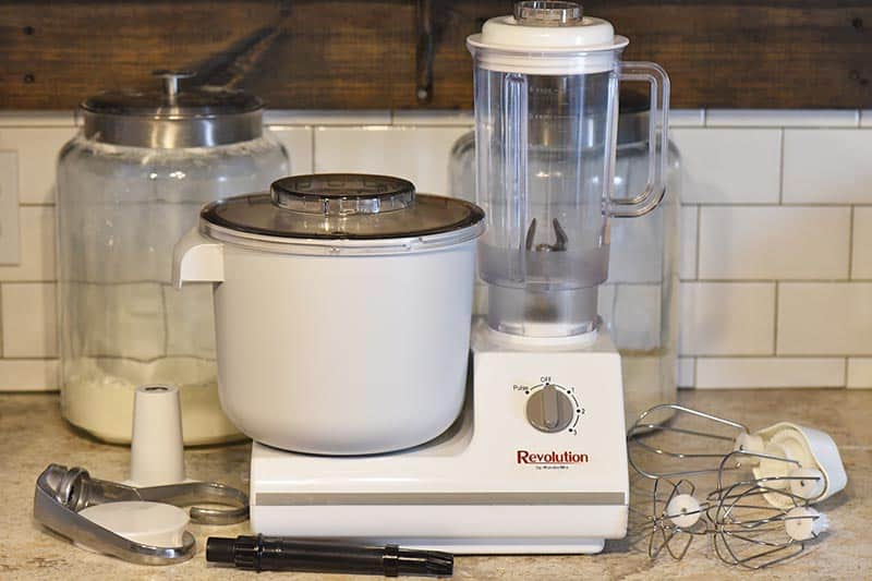 WonderMix kitchen mixer with accessories, perfect for mixing up a pumpkin bread recipe