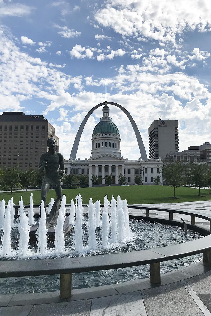 Running fountain in front of the Old Courthouse and the Arch in St. Louis, Missouri