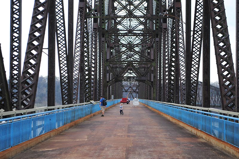 things to do in St. Louis include walking across Chain of Rocks Bridge, a Route 66 icon
