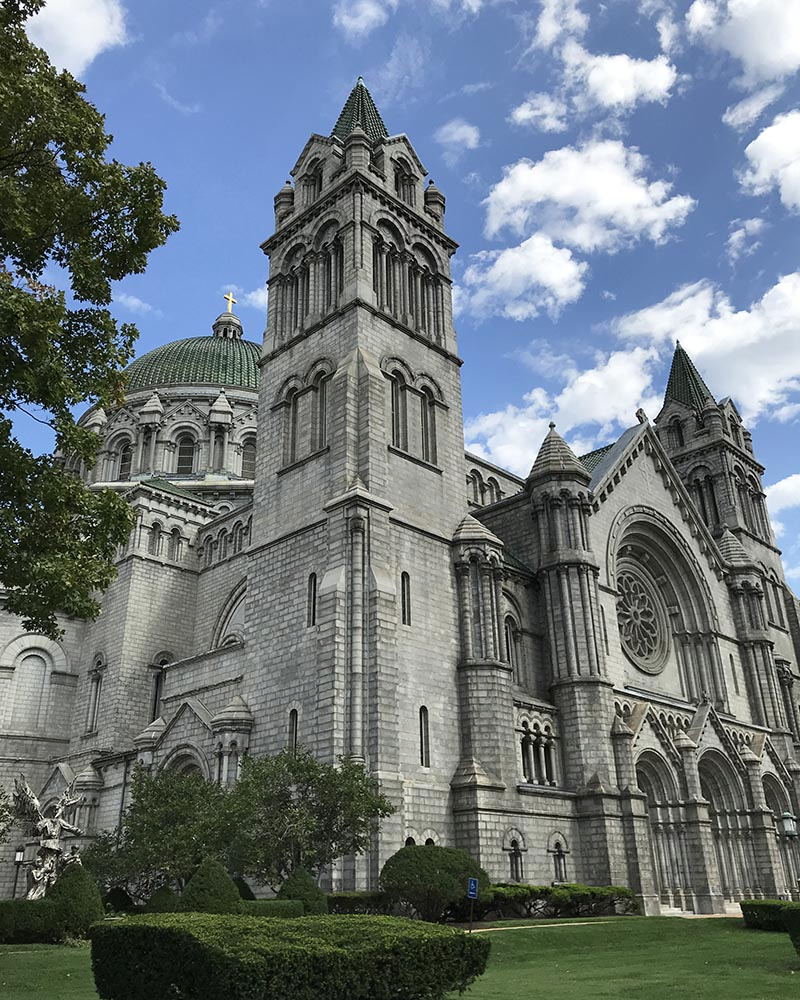 things to do in St. Louis include visiting the Cathedral Basilica of Saint Louis
