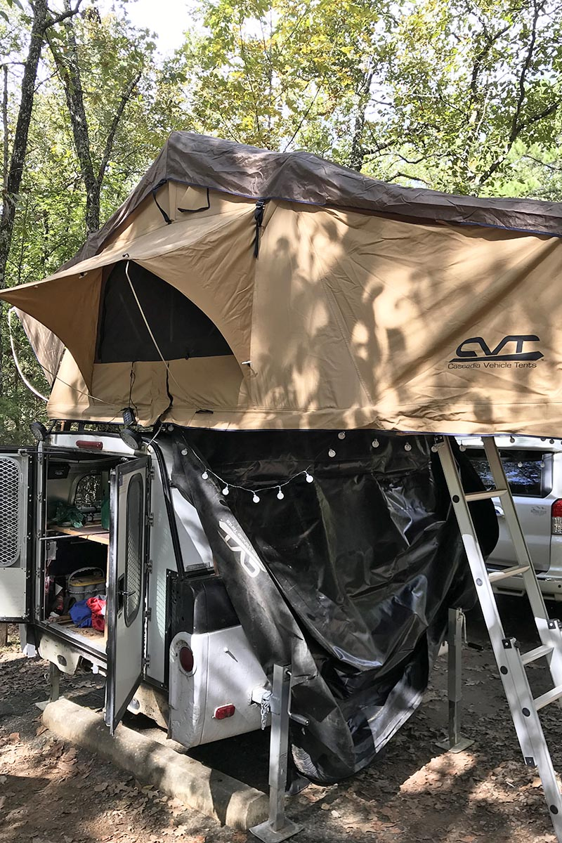 roof top tent on camp trailer in Petit Jean State Park
