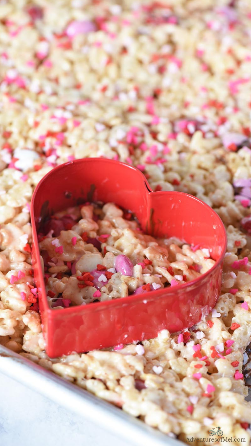 heart shaped Valentine Rice Krispie treats recipe