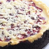 white chocolate raspberry cheesecake