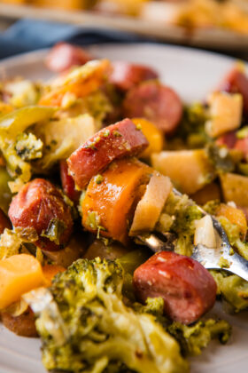 Easy Sheet Pan Sausage and Vegetables in the Oven
