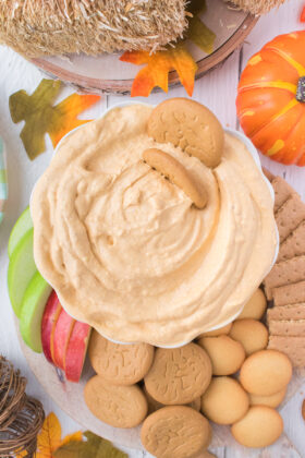 Fluffy Pumpkin Dip Recipe (Easy No Bake Fall Dessert or Appetizer)